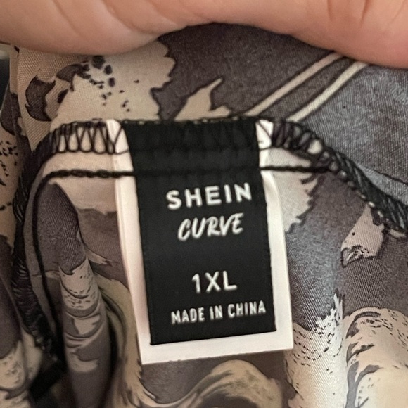 SHEIN Plus Floral Print Surplice Neck Cami Dress Black and White Multi NWOT 1XL - Picture 6 of 10